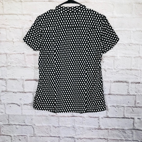 Dana Buchman button up blouse in EUC. - Picture 5 of 7